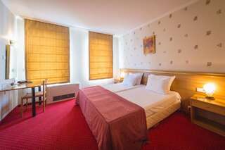 Отель Hotel Alegro Велико-Тырново Standard Double Room-10% discount in the Restaurant-4